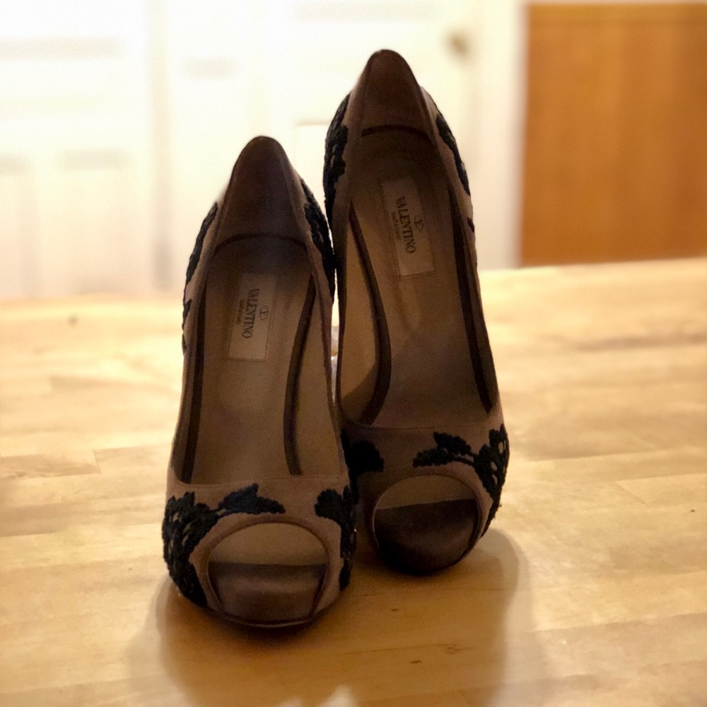 Valentino Heel